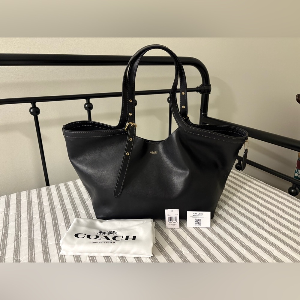 Coach Gramercy Tote Bag Black and Brass Genuine Full Grain Leather